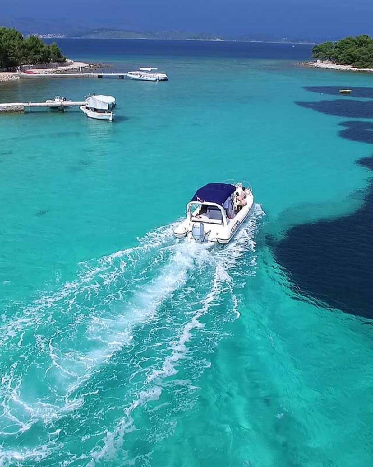 Blue Lagoon boat tour with crystal clear sea in Croatia